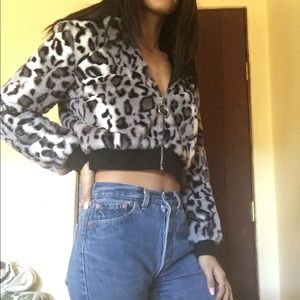 Fuzzy cropped jacket